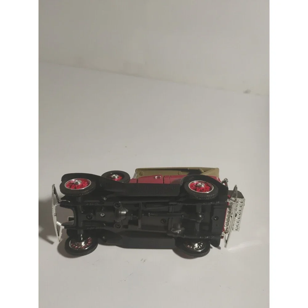 1932 CHEVY CONFEDERATE SERIES NATIONAL MOTOR MUSEUM 1:32 OPENING DOORS &  HOOD